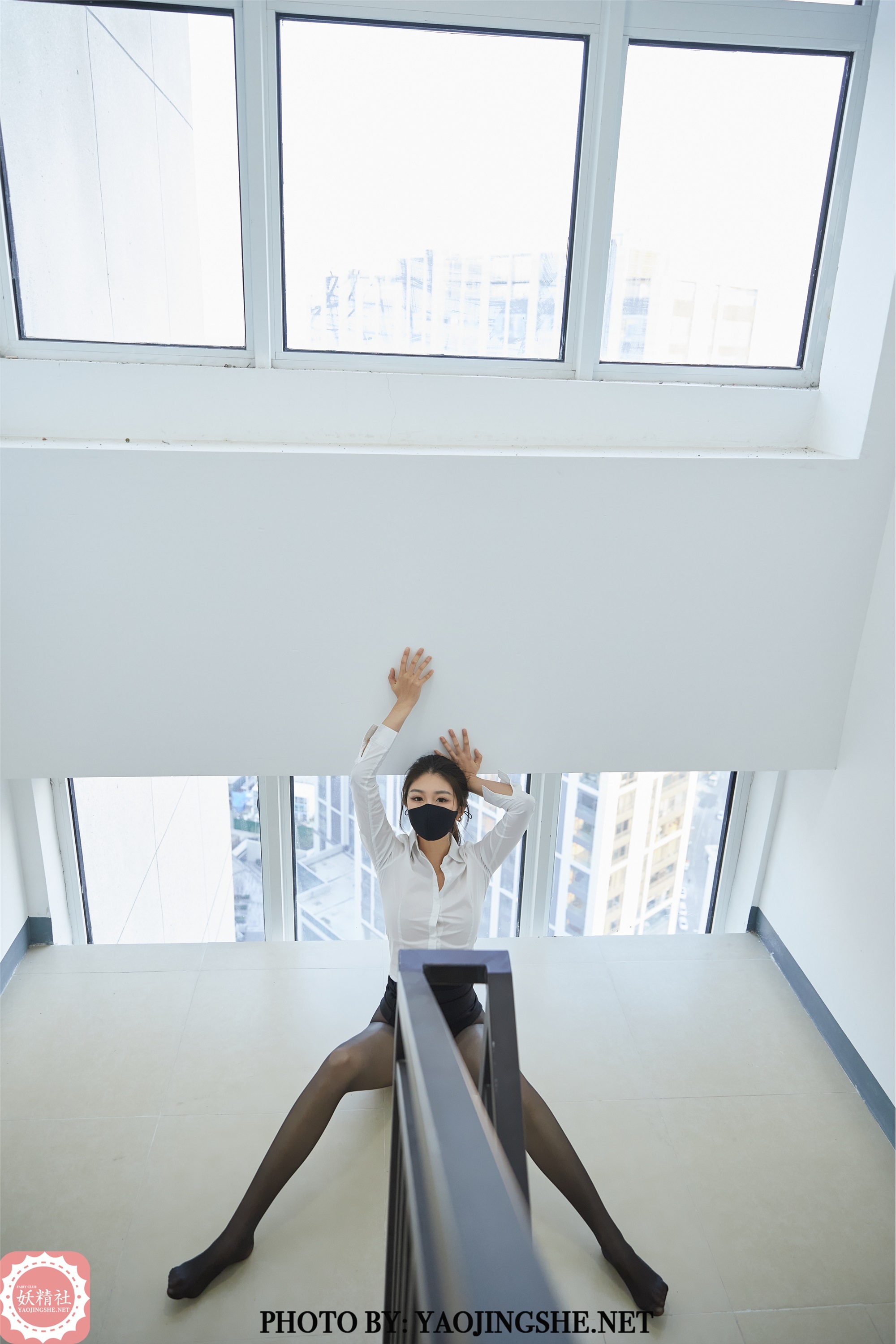 YAOJINGSHE 妖精社 T2121《苏伟-尾随苏老师》